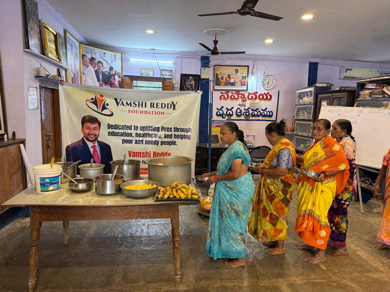 Sahrudaya Old Age Home – Funding check given